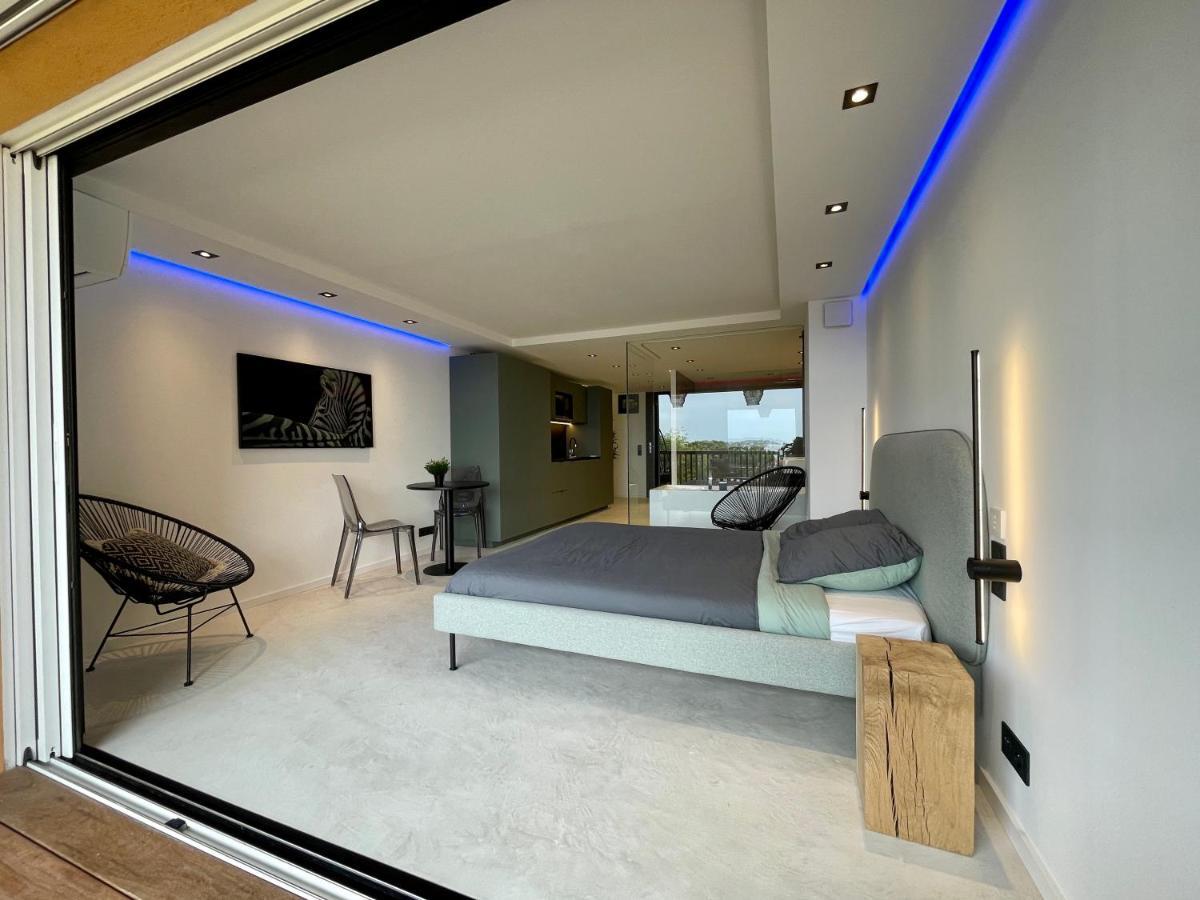 Neuf Climatise - Vue Saint-tropez - 50m Et Port - Piscine Apartment